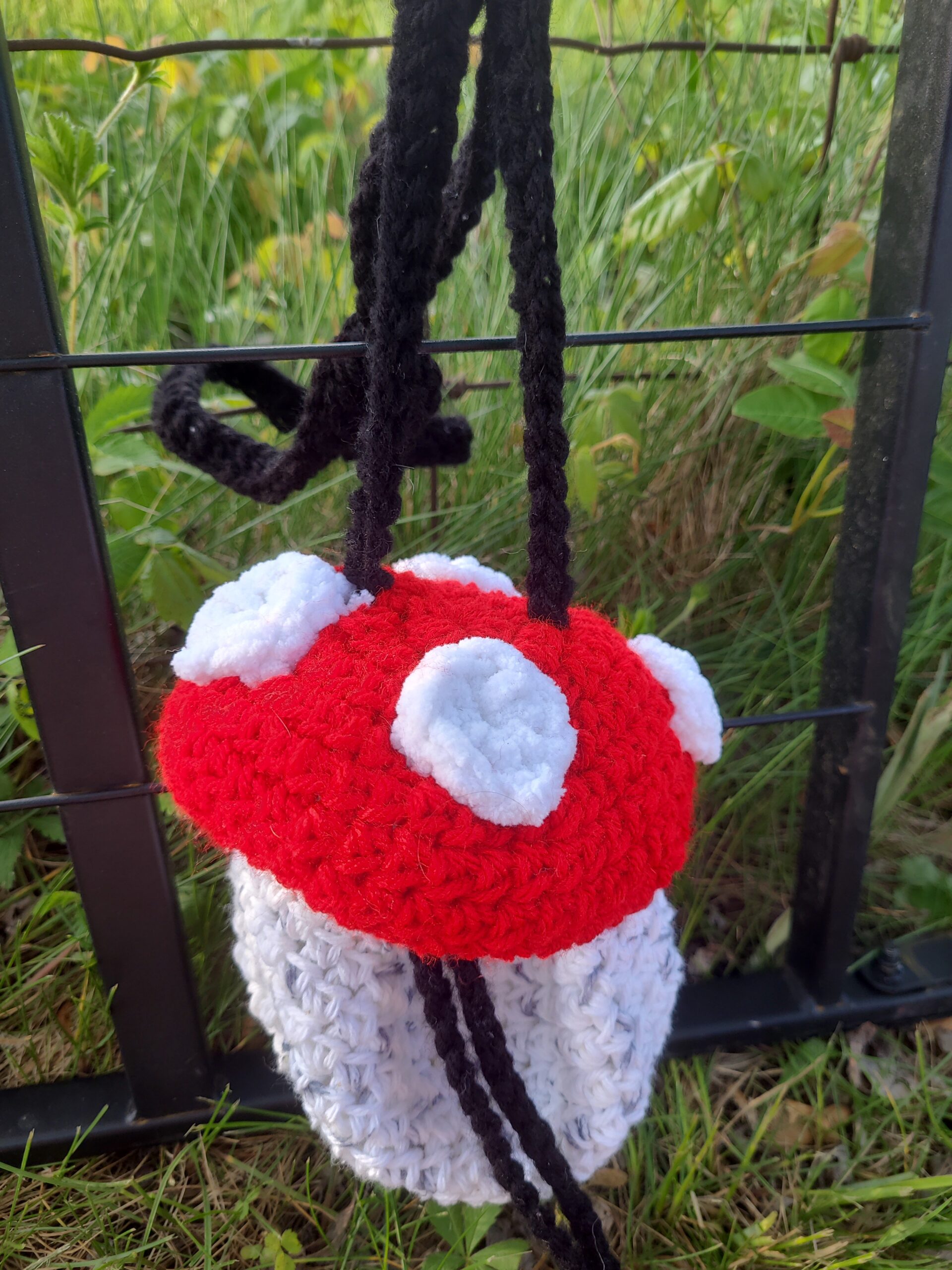 Enchanted Red Toadstool Purse - Image 3
