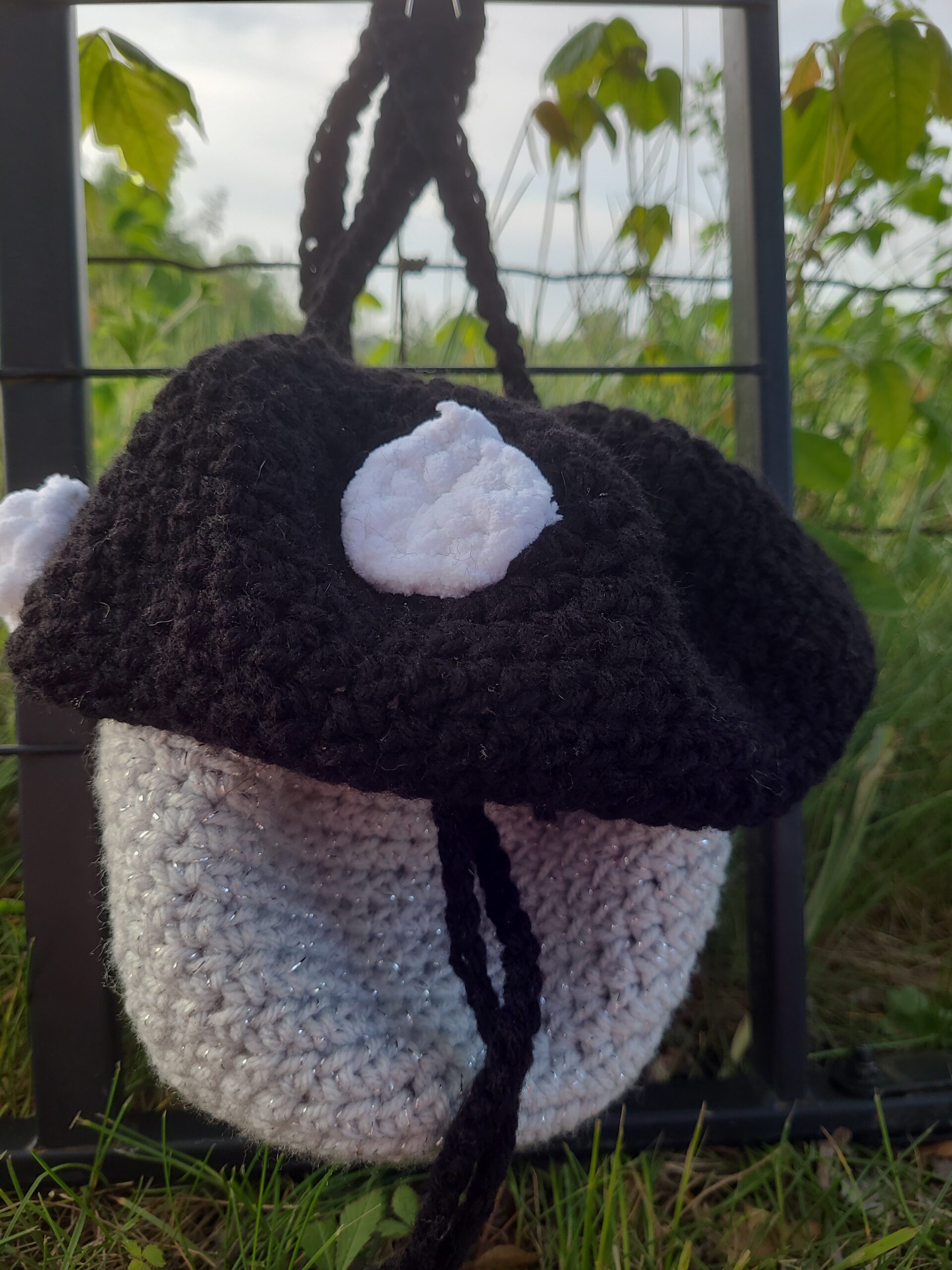 Midnight Bloom Toadstool Purse - Image 3