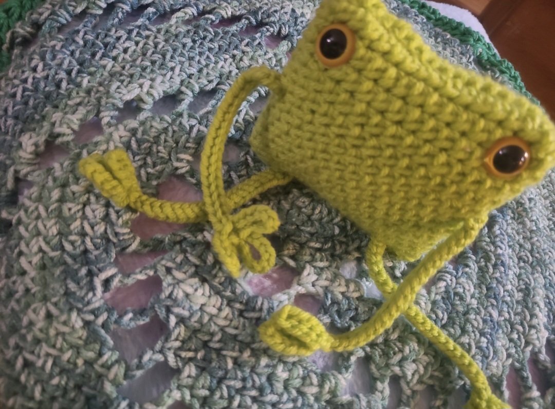 Tiny Treasure Frog Lovey - Image 5