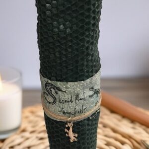 Lizard Plant Beeswax Candle